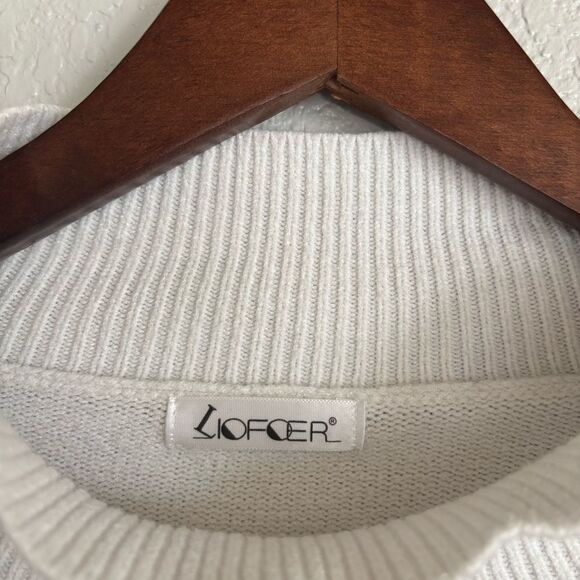 Buttoned High Mock Neck Striped Black and White Sweater Size Medium - Picture 4 of 7